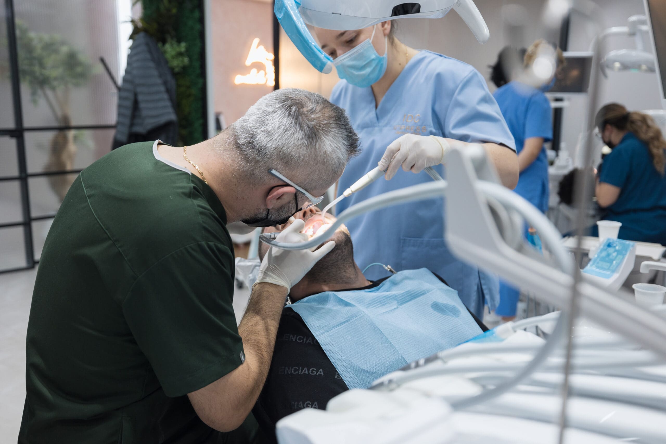 https://impressdentalclinic.al/wp-content/uploads/2024/06/643A4089-scaled.jpg